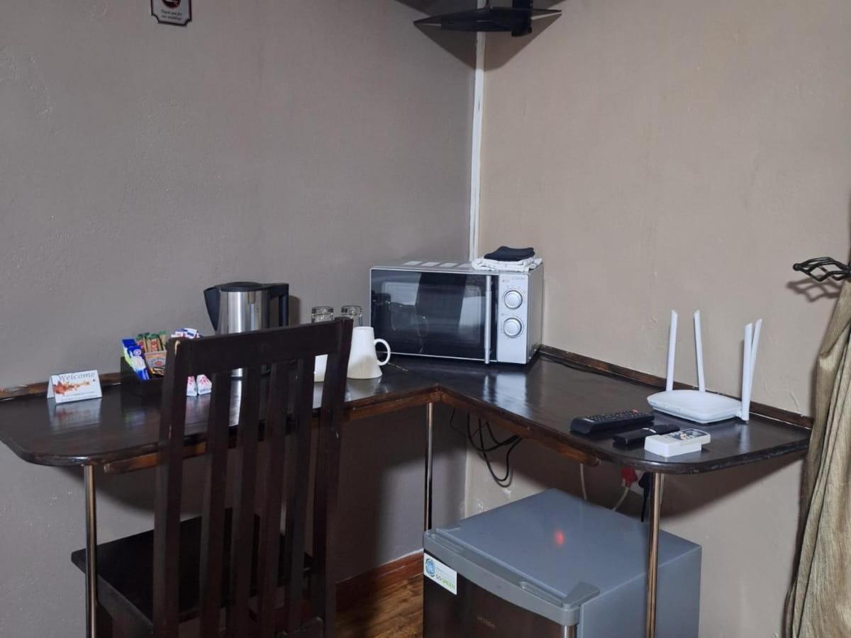 7A Jameson Guesthouse Kimberley Ruang foto